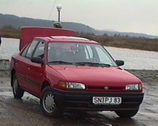 Mazda323